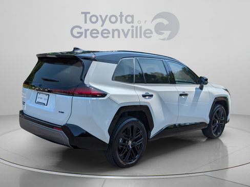 Used 2026 Toyota RAV4 XSE w/ Panoramic Sun Roof Package AWD/4WD image 6