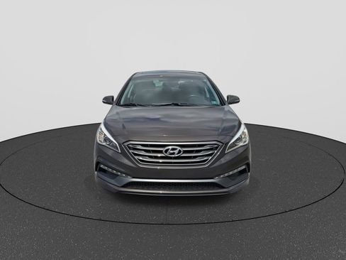 Used 2016 Hyundai Sonata Sport w/ Option Group 1V FWD image 3