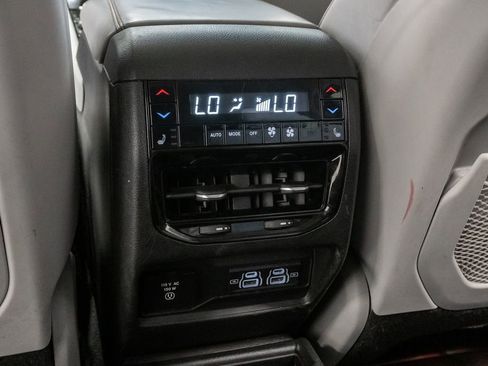 Certified 2021 Jeep Grand Cherokee L Overland w/ Luxury Tech Group IV AWD/4WD image 32