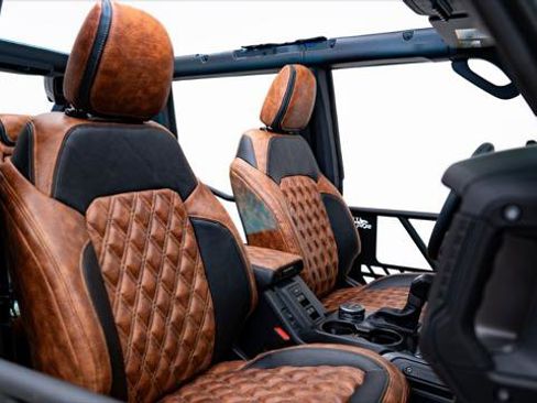 Used 2025 Ford Bronco 4-Door image 44