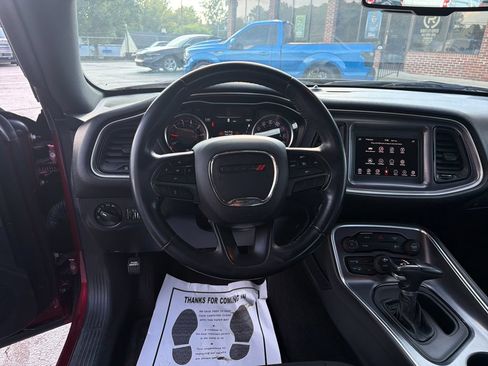 Used 2018 Dodge Challenger SXT RWD image 25