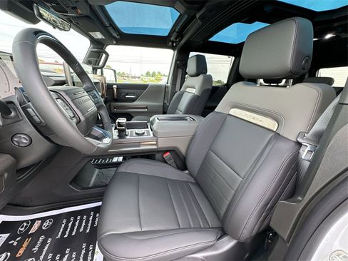 New 2025 GMC Hummer EV 2X image 11