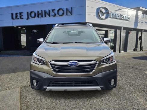 Used 2020 Subaru Outback Touring XT AWD/4WD image 8