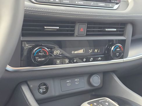 Used 2026 Nissan Rogue SV image 25