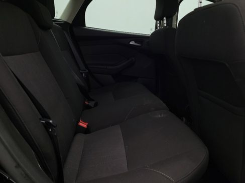 Used 2017 Ford Focus SEL image 19