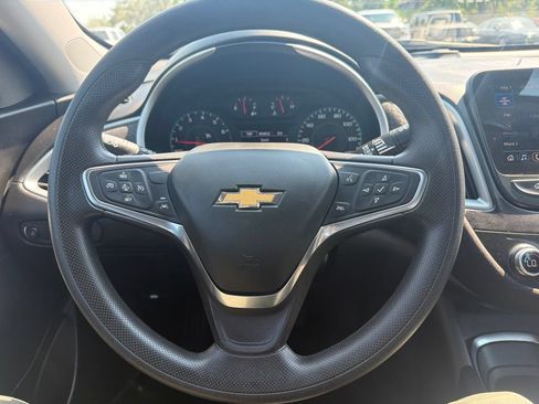 Certified 2024 Chevrolet Malibu LT FWD image 9