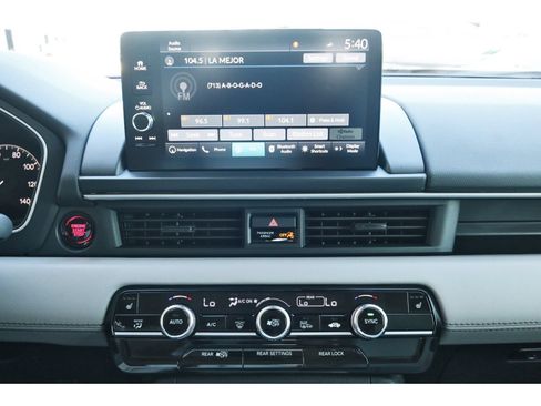 Used 2024 Honda Pilot Touring image 24