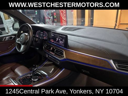 Used 2020 BMW X5 M50i AWD/4WD image 17