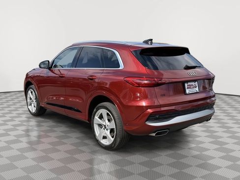 Used 2025 Audi Q5 Premium Plus w/ Premium Plus AWD/4WD image 4