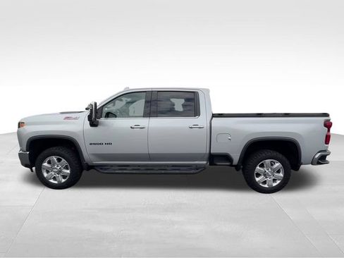 Certified 2020 Chevrolet Silverado 2500 LTZ w/ LTZ Plus Package AWD/4WD image 3