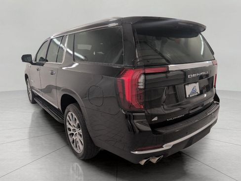 Used 2025 GMC Yukon XL Denali AWD/4WD image 20