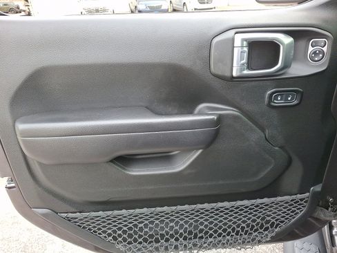 Used 2021 Jeep Wrangler Unlimited Sport image 14