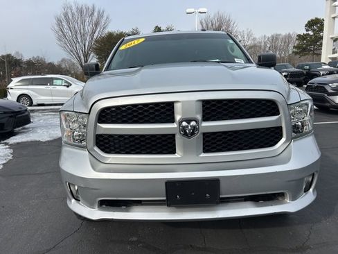 Used 2017 RAM 1500 Express image 2