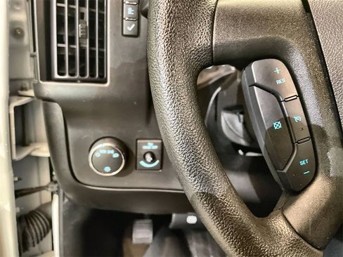 Used 2024 GMC Savana 2500 Work Van w/ Driver Convenience Package image 16
