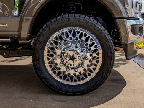 Used 2026 Ford F450 King Ranch w/ Chrome Package image 12