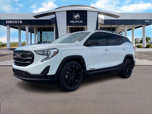 Used 2021 GMC Terrain SLE w/ Driver Convenience Package image 8