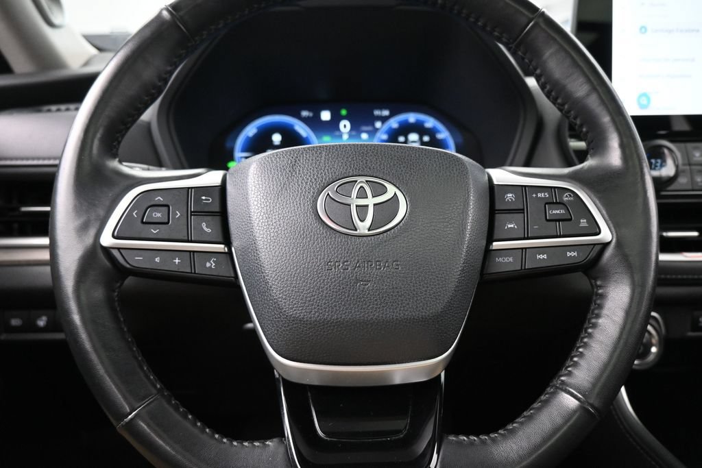 Used 2025 Toyota Grand Highlander AWD Hybrid image 29