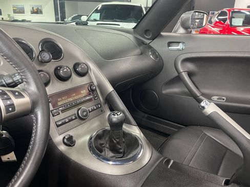 Used 2007 Pontiac Solstice Convertible w/ Premium Package RWD image 46