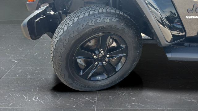 Used 2023 Jeep Wrangler Unlimited Sahara AWD/4WD image 34