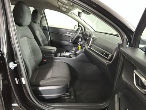 Used 2024 Kia Sportage LX AWD/4WD image 30