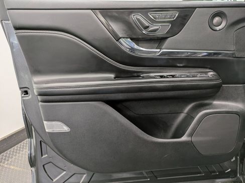 Used 2020 Lincoln Corsair Reserve w/ Elements Package image 8