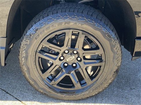 Certified 2024 Chevrolet Silverado 1500 LT Trail Boss w/ LT Trail Boss Premium Package image 25