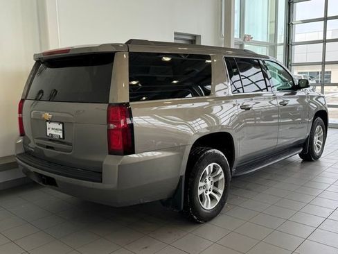 Used 2018 Chevrolet Suburban LT w/ Max Trailering Package image 36