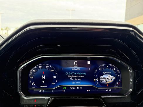 Used 2023 Chevrolet Silverado 1500 LTZ w/ LTZ Premium Package image 10