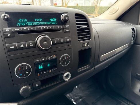 Used 2010 Chevrolet Silverado 1500 LT w/ Power Pack Plus image 19