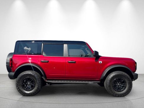 Used 2025 Ford Bronco Big Bend w/ Black Diamond Package AWD/4WD image 6