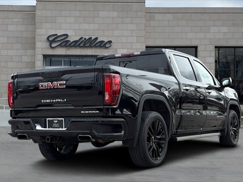 Used 2021 GMC Sierra 1500 Denali w/ Denali Ultimate Package image 3