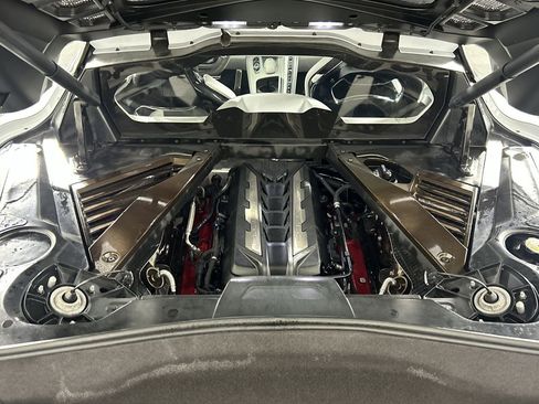 Used 2020 Chevrolet Corvette Stingray Premium Cpe w/ 3LT Preferred Equipment Group image 10