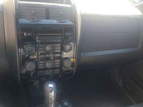 Used 2011 Ford Escape Limited w/ 301A Rapid Spec Order Code image 33