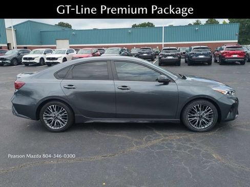 Used 2022 Kia Forte GT-Line w/ GT-Line Premium Package FWD image 3