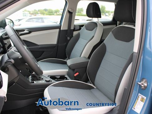 Used 2025 Volkswagen Taos S AWD/4WD image 7