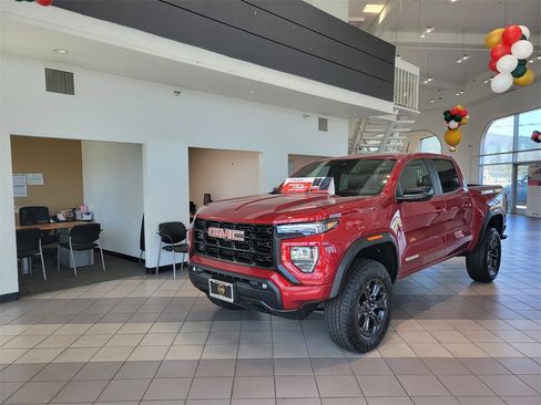 Used 2021 GMC Sierra 1500 Elevation w/ LPO, Elevation Black Package image 7