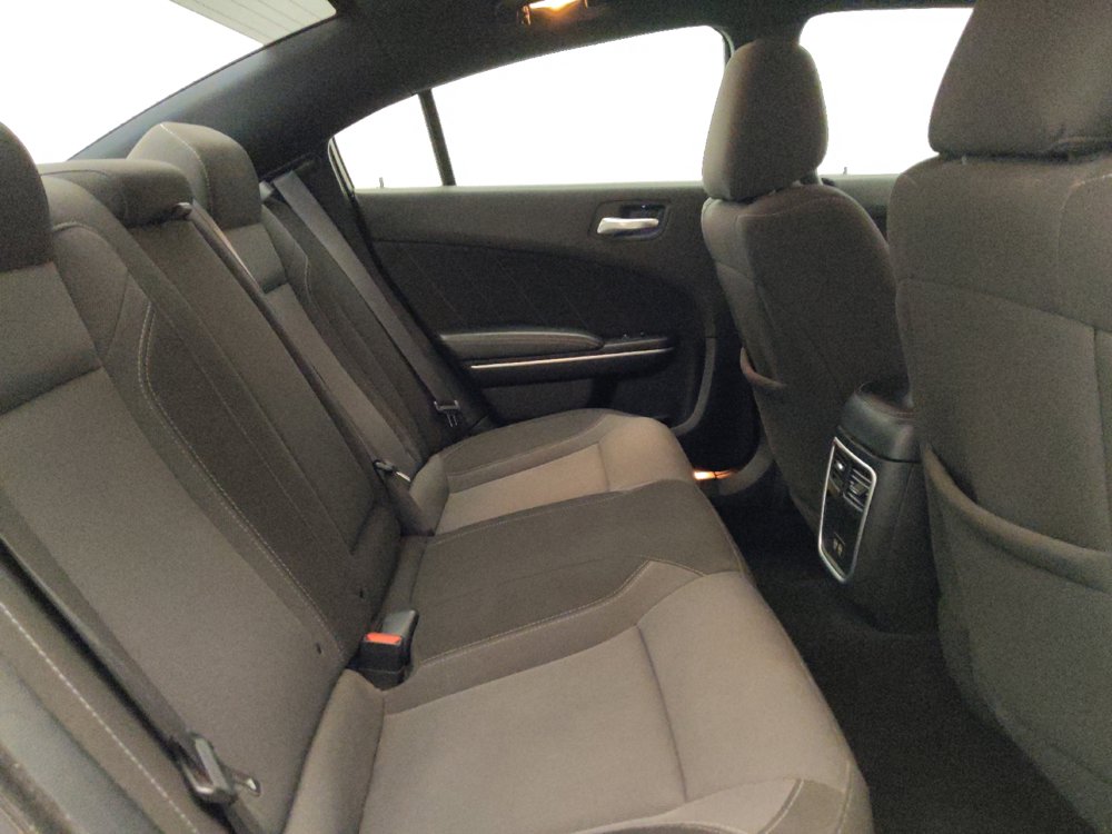 Used 2022 Dodge Charger SXT RWD image 19