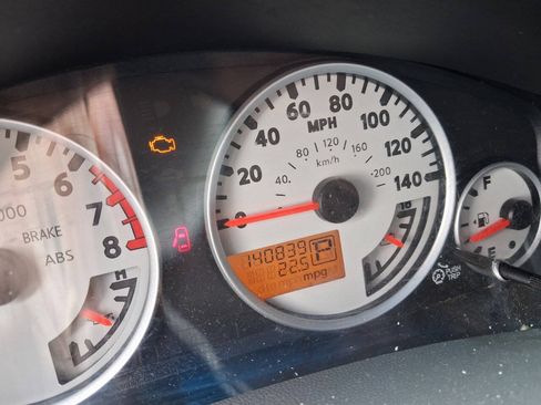Used 2018 Nissan Frontier SV RWD image 15