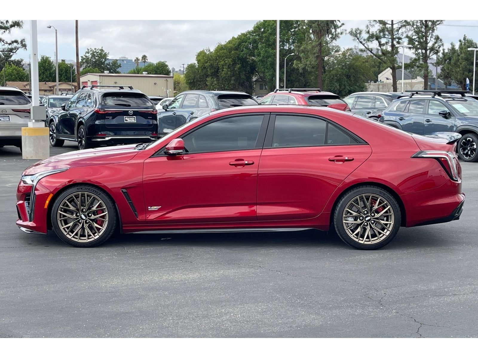Used 2025 Cadillac CT4 V Blackwing w/ Technology Package RWD image 3
