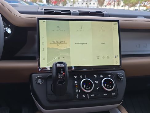 New 2026 Land Rover Defender 110 S image 19