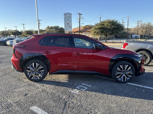 New 2026 Subaru Solterra image 2