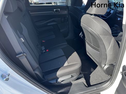 New 2026 Kia Sorento LX image 18