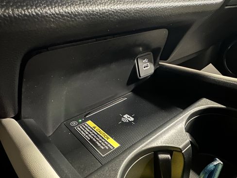 Used 2024 Honda HR-V EX-L image 14