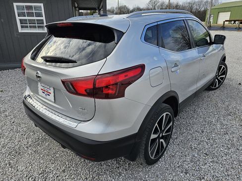 Used 2019 Nissan Rogue Sport SL w/ Premium Package image 8