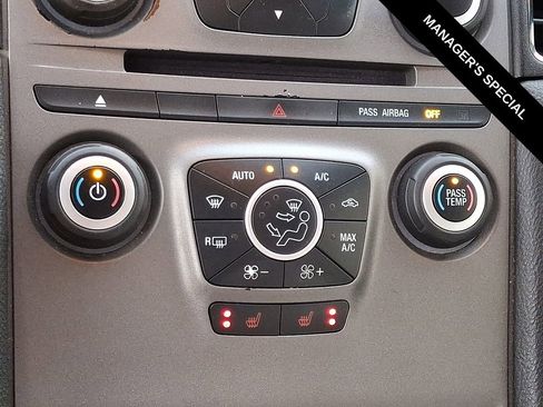 Used 2015 Ford Taurus SEL image 18