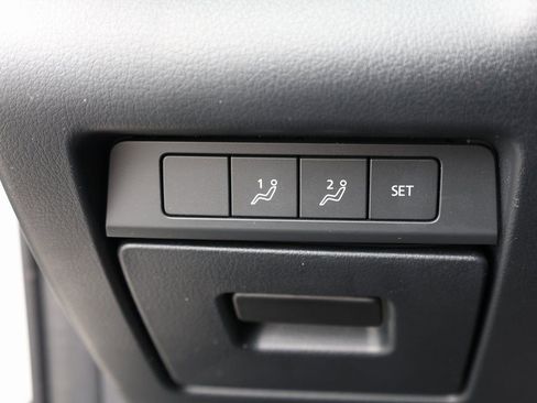 Certified 2025 MAZDA CX-30 AWD 2.5 S w/ Preferred Package image 33