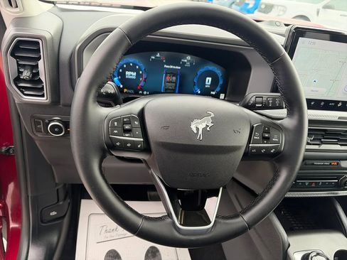 Used 2025 Ford Bronco Sport Outer Banks w/ Outer Banks Tech Package+ image 22