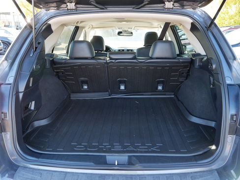 Used 2018 Subaru Outback 2.5i Limited w/ Popular Package #2 image 18