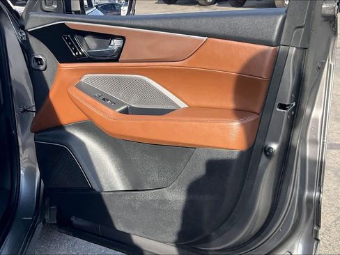 Used 2023 Acura MDX SH-AWD w/ Technology Package image 26