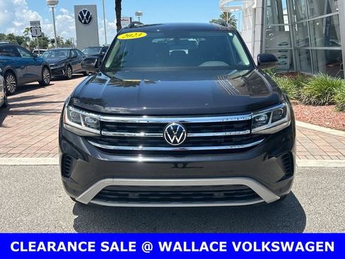 Certified 2023 Volkswagen Atlas SE w/ Panoramic Sunroof Package FWD image 4